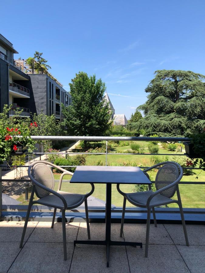 Domitys Le Parc De Vinci Aparthotel Amboise Bagian luar foto
